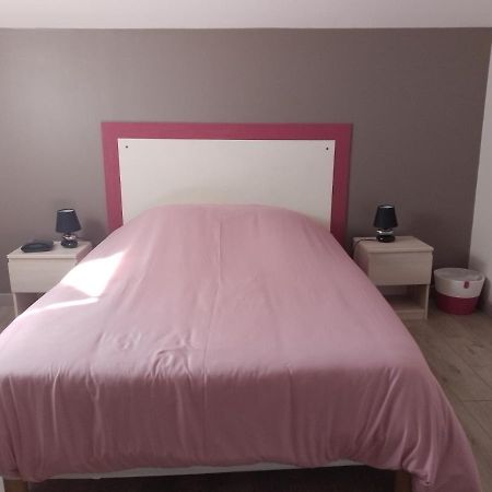 Appartement Le Romarin Mallemort Eksteriør bilde